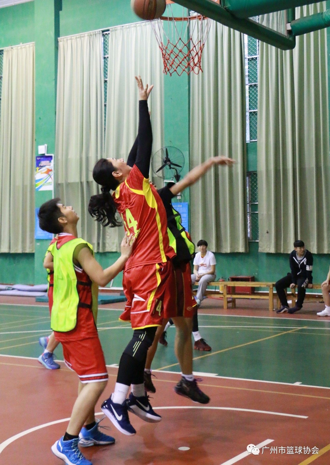 包含广州队内部会议纪要流出：今晨止住颓势，欧篮联使命明确，赛程密集仍需轮换的词条-九游娱乐登录