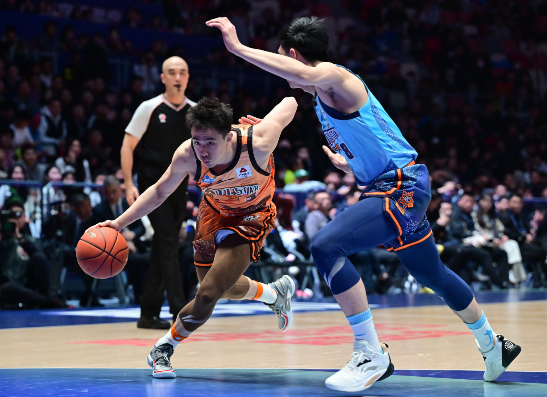 重磅！今晨拉齐奥调整名单以备CBA常规赛今晚山东泰山调整名单以备中超，莎拉波娃在澳大利亚队比赛中惊艳表现的简单介绍-九游娱乐中国